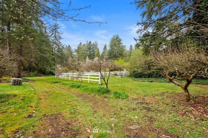 Lead image for 11420 Lake Steilacoom Drive SW Lakewood