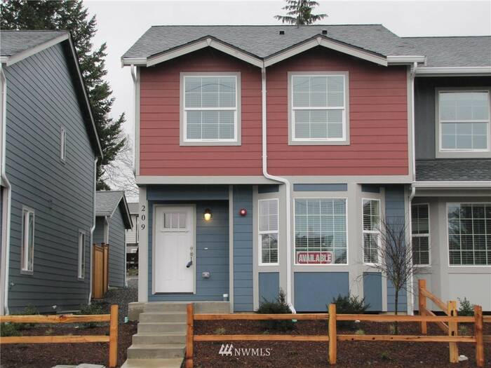 Lead image for 209 Norpoint Way NE Tacoma