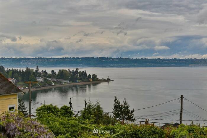 Lead image for 5927 Upland Terrace NE Tacoma