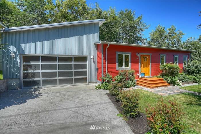 Lead image for 2108 9th Street SW Puyallup