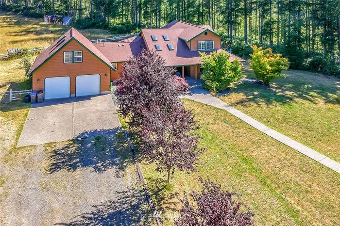 Lead image for 5000 SW Old Clifton Rd Port Orchard