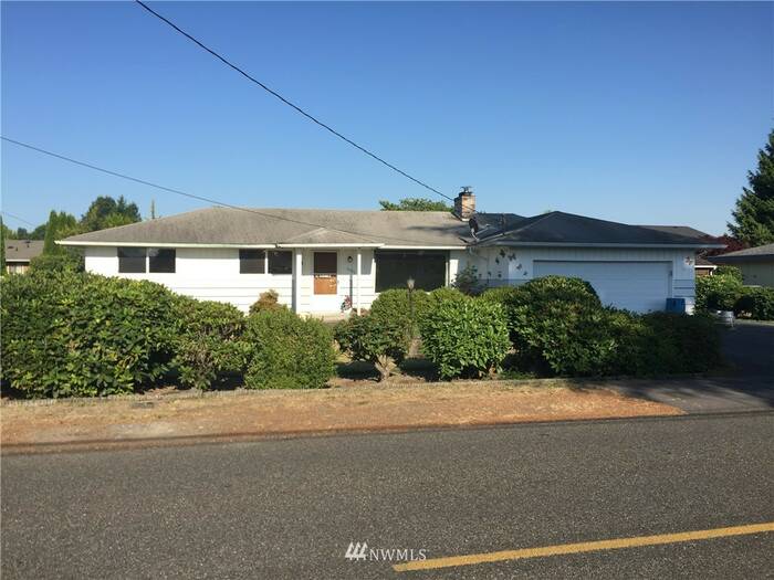 Lead image for 1121 18th NW Puyallup