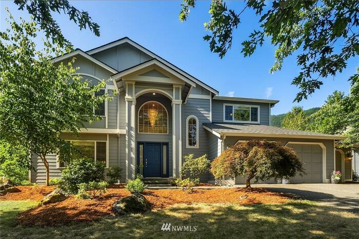 Lead image for 1055 SW 10th Street North Bend
