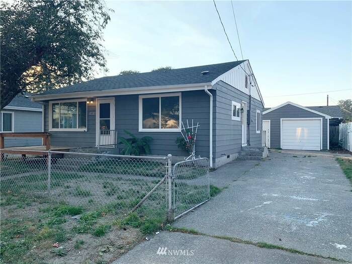 Lead image for 14916 Grant Avenue SW Lakewood