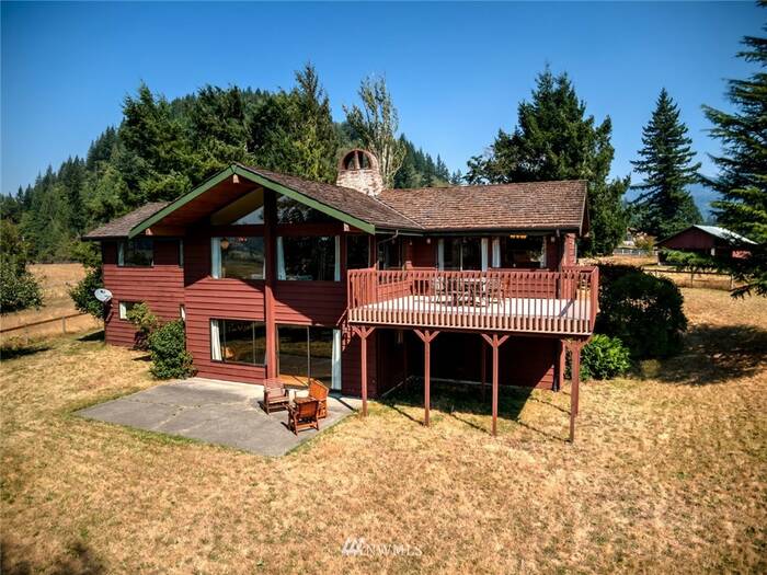 Lead image for 40303 292nd Avenue SE Enumclaw