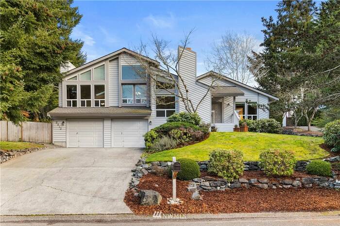 Lead image for 5613 70th Avenue Ct W University Place