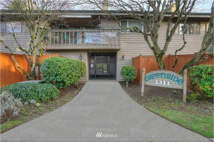 Lead image for 1311 N Highlands Parkway #4 Tacoma