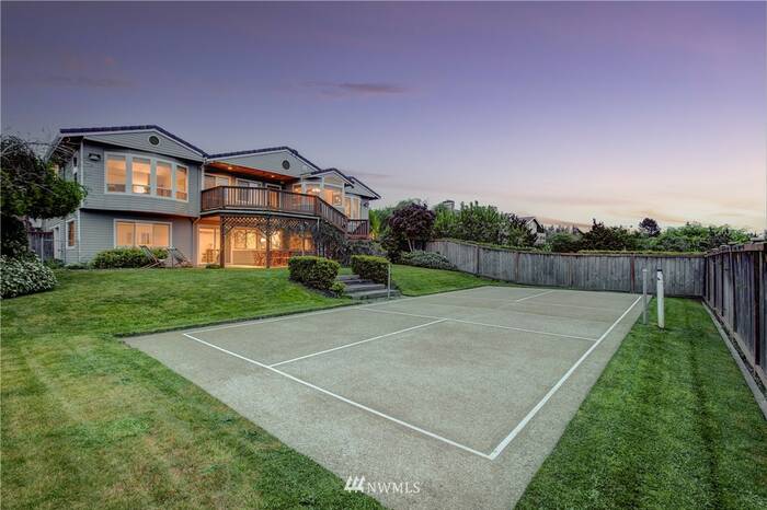 Lead image for 1306 S Sunset Drive Tacoma