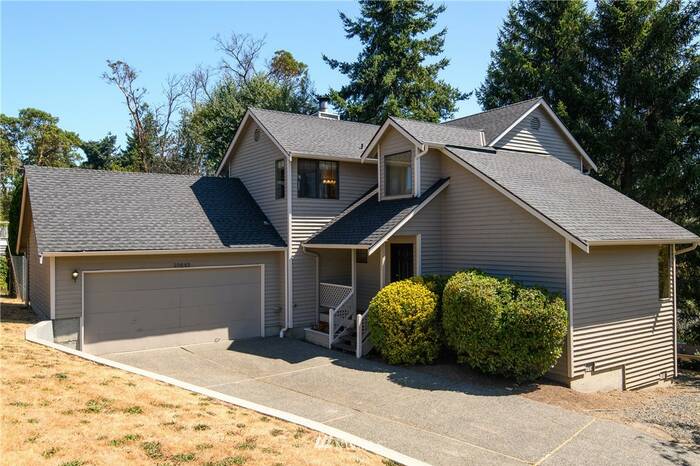 Lead image for 10843 35th Avenue SW Seattle