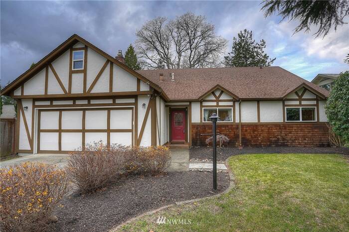 Lead image for 7606 89th Avenue SW Lakewood