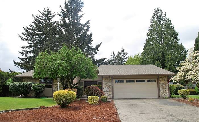 Lead image for 11608 55th Avenue SW Lakewood