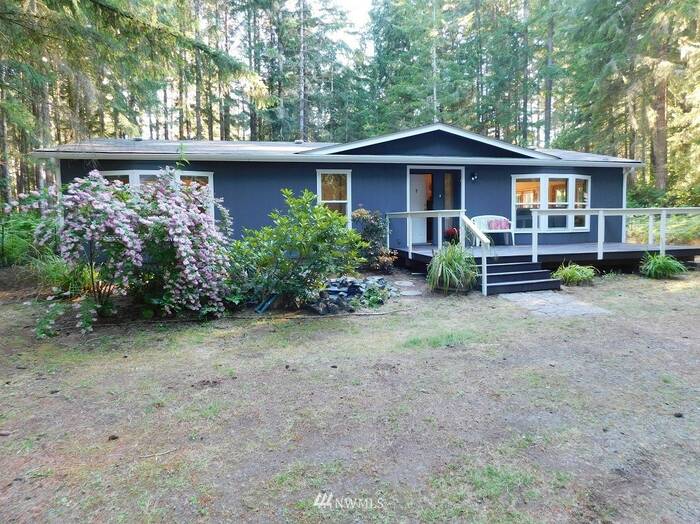 Lead image for 19202 2nd Street Ct NW Lakebay