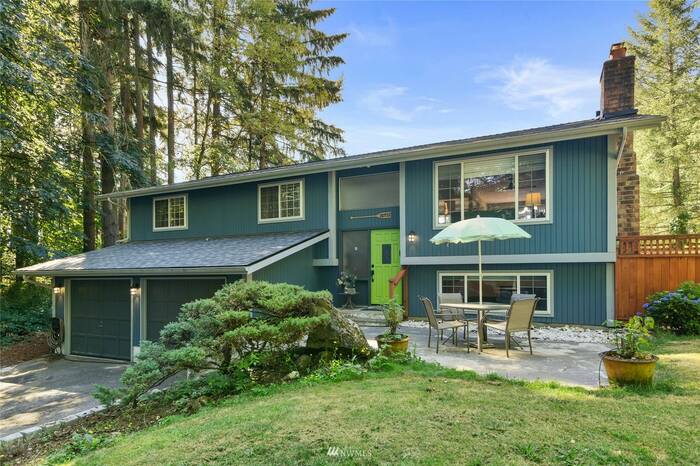 Lead image for 10952 SE View Place S Port Orchard