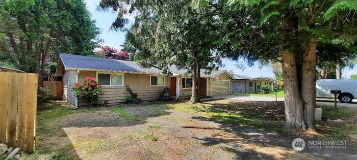 Lead image for 916 26th Street NW Puyallup