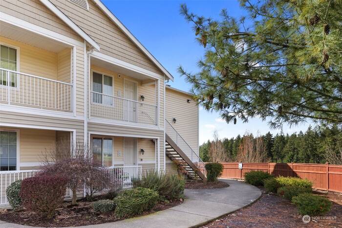 Lead image for 10113 186th Street E #252 Puyallup