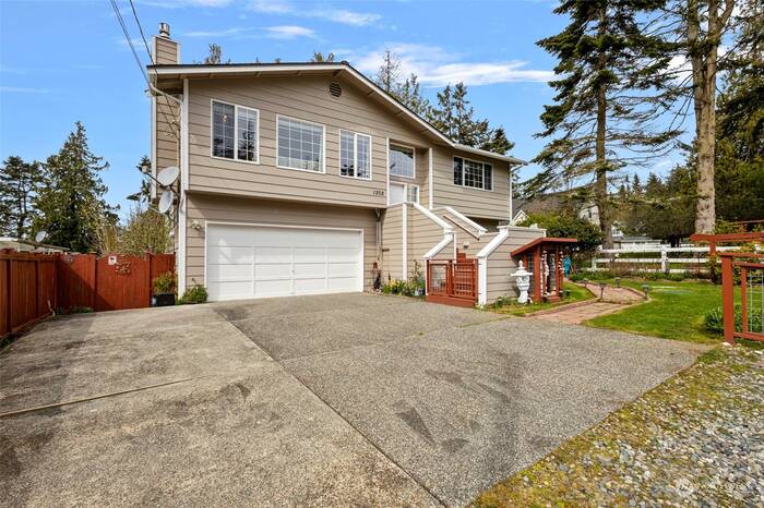Lead image for 1302 King Drive Coupeville