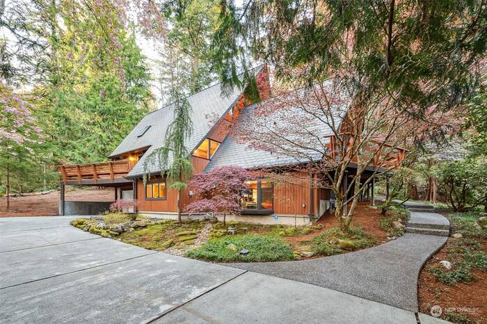 Lead image for 15601 258 Place SE Issaquah