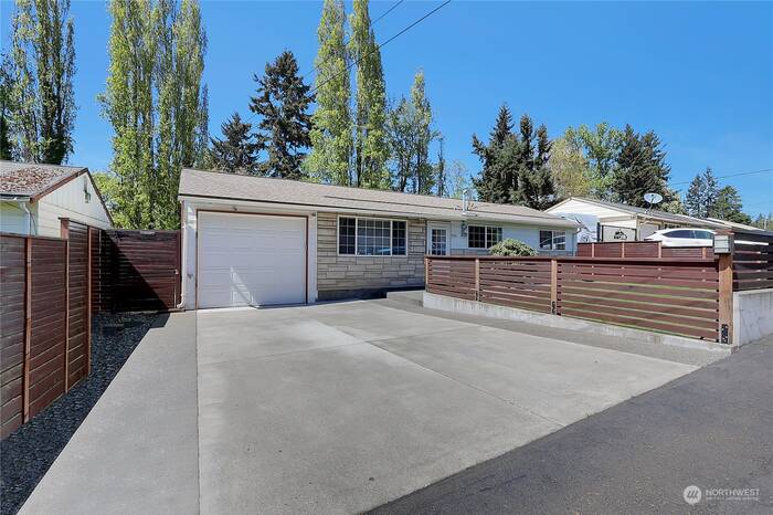 Lead image for 30561 5th Avenue SW Federal Way