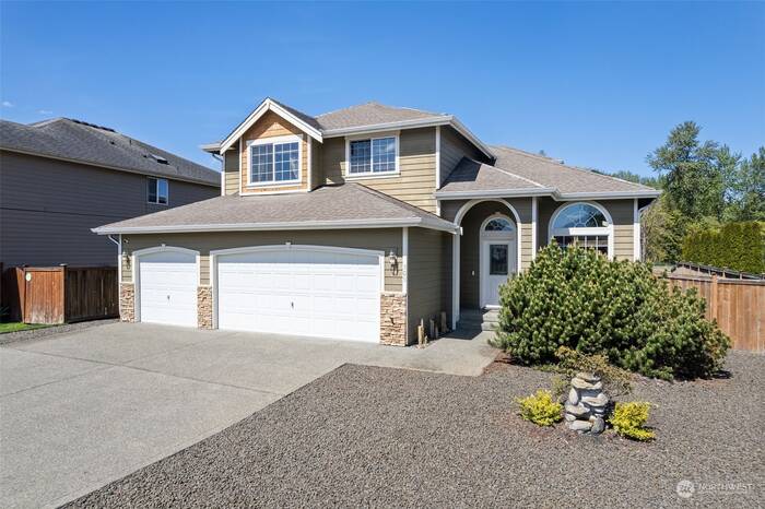 Lead image for 305 Ames Street NE Orting