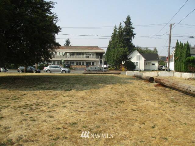 Lead image for 220 2nd Avenue NE Puyallup